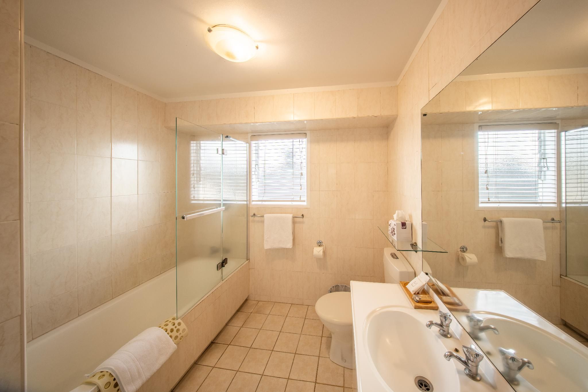 undefined Prince's Gate Hotel 3