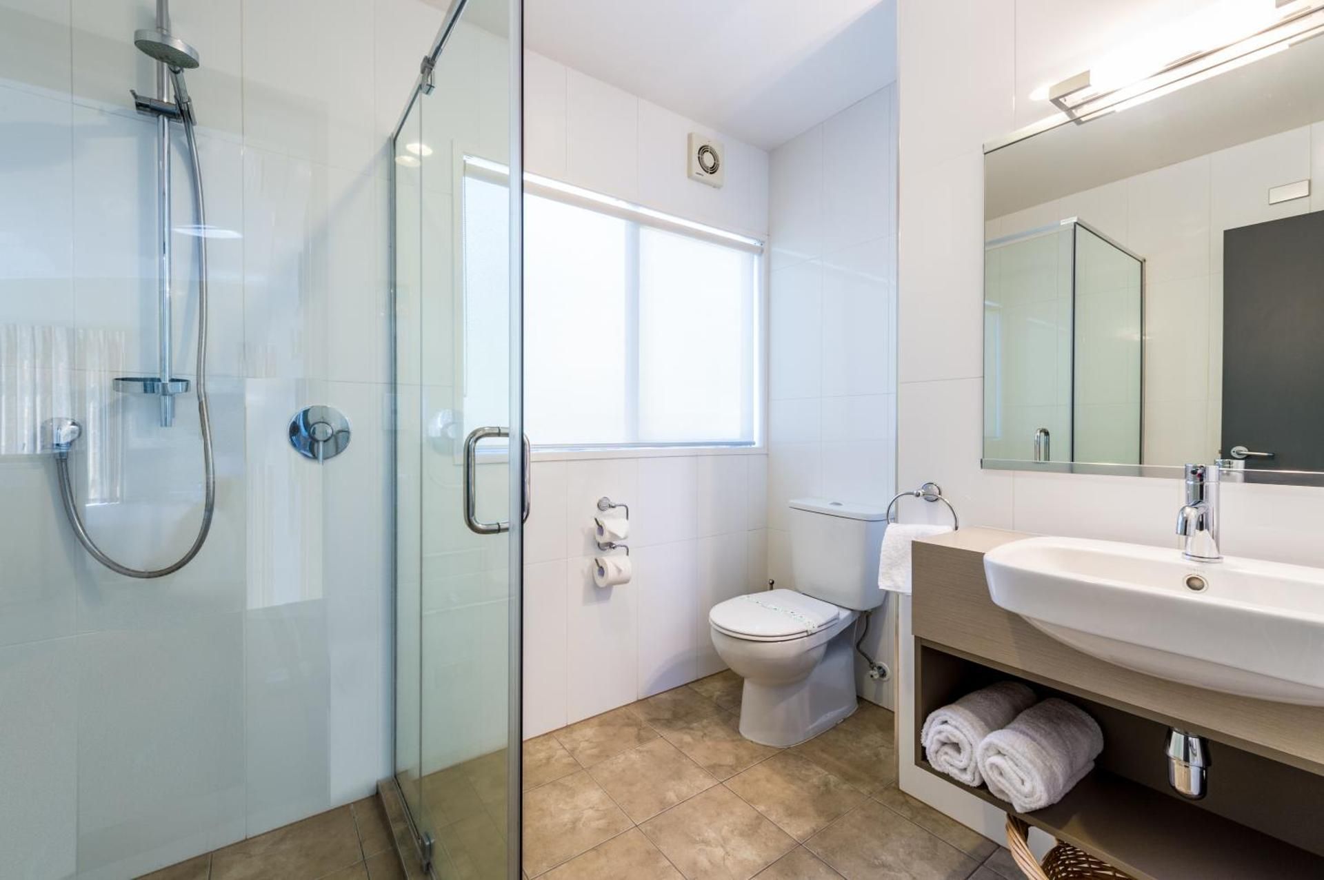 Sails on the Lake Two Bedroom Apartment  2