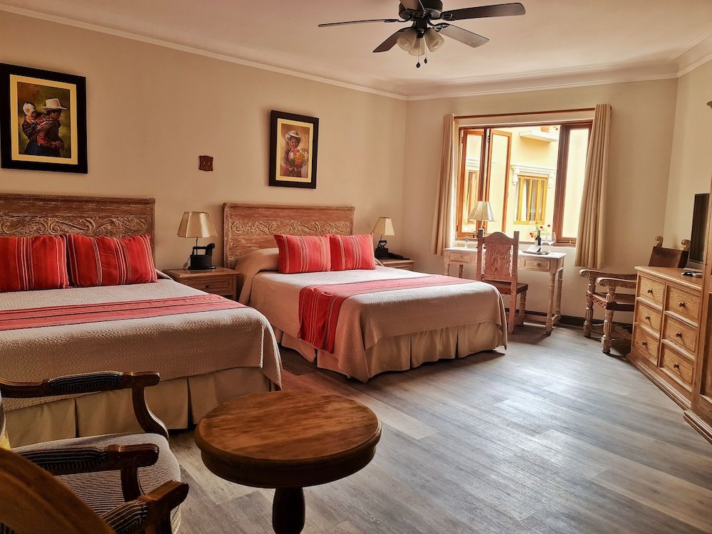 Antigua Miraflores Hotel Triple Senorial Room 5