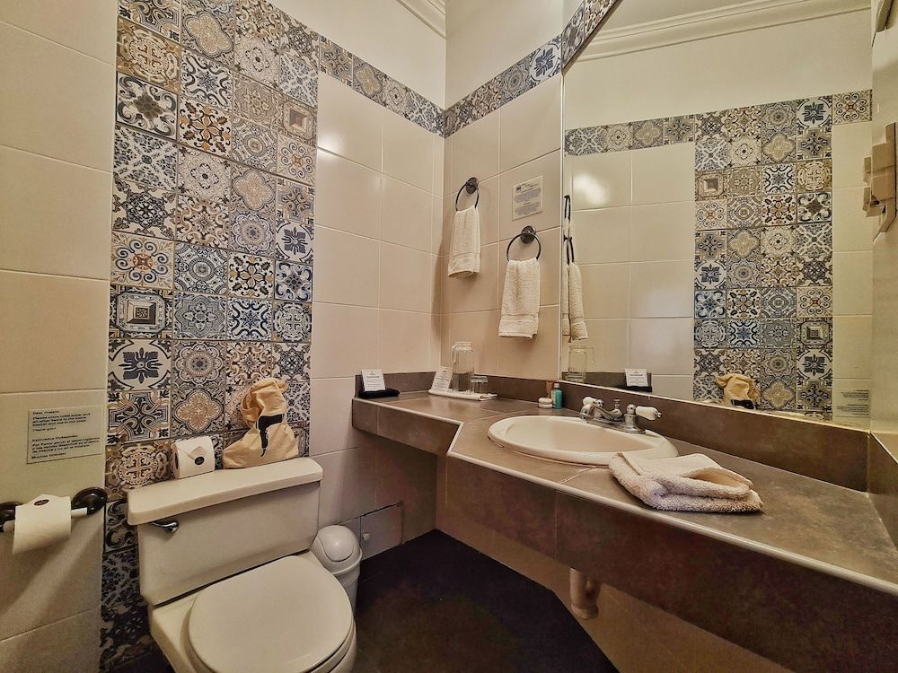 Antigua Miraflores Hotel Double Traditional Room 18
