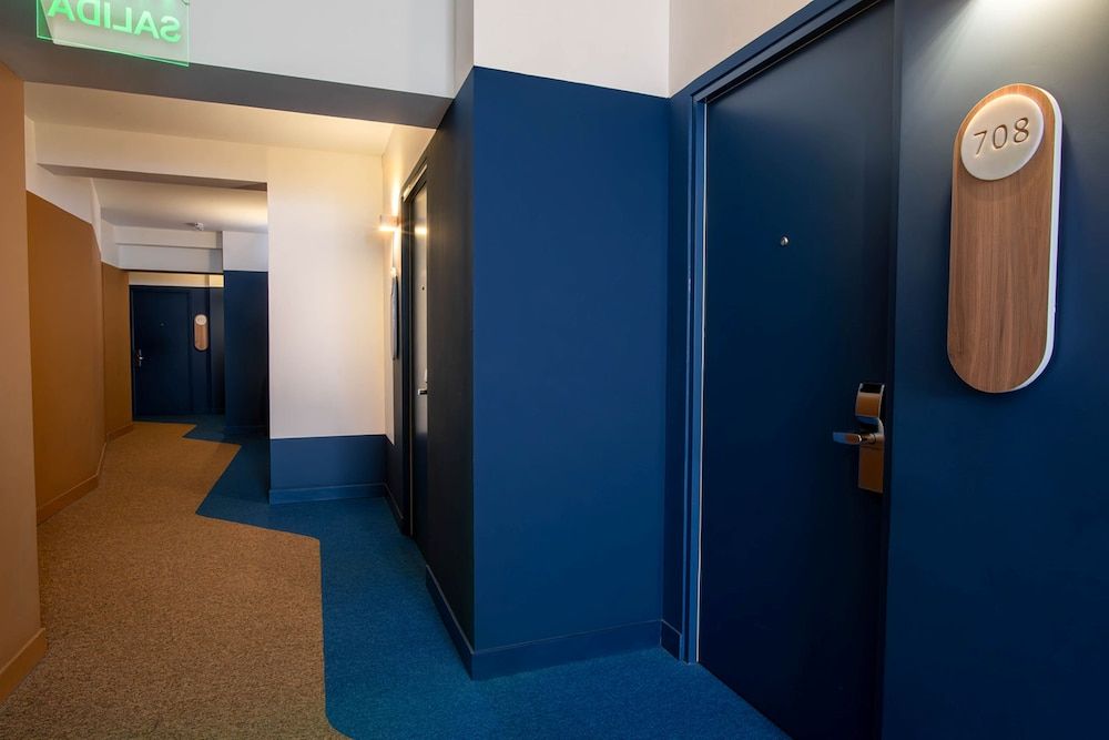 Crowne Plaza Lima by IHG Standard Room, 1 Queen Bed, City View 13