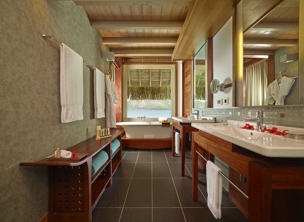 Villa, 1 King Bed, Accessible, Overwater (Marina View)