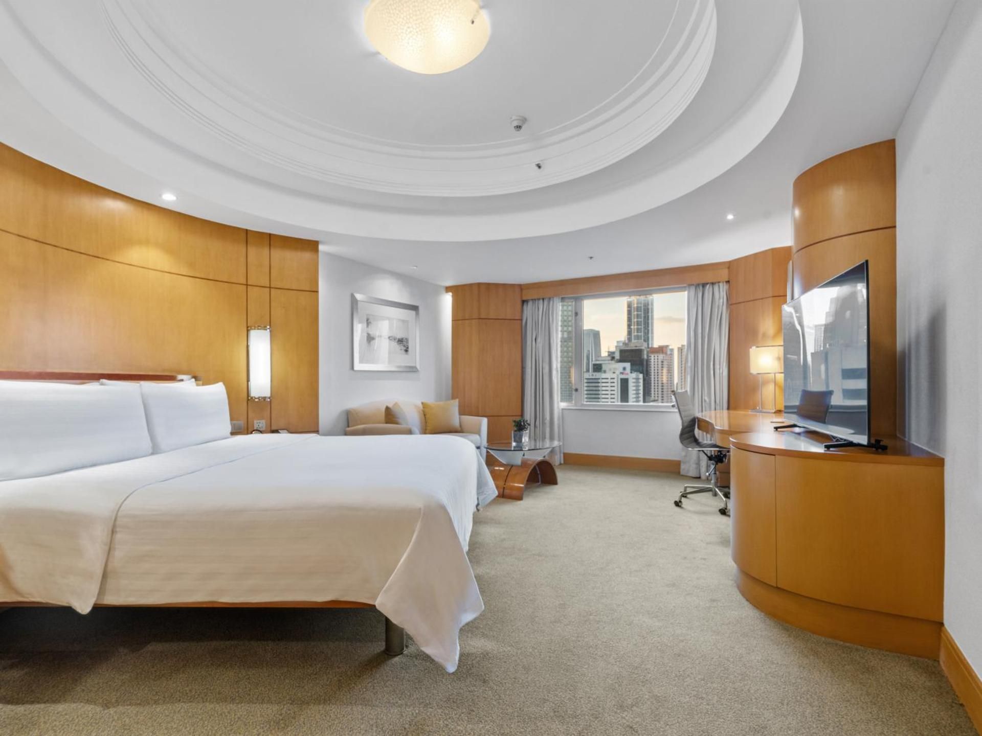 Horizon Club Deluxe King Room