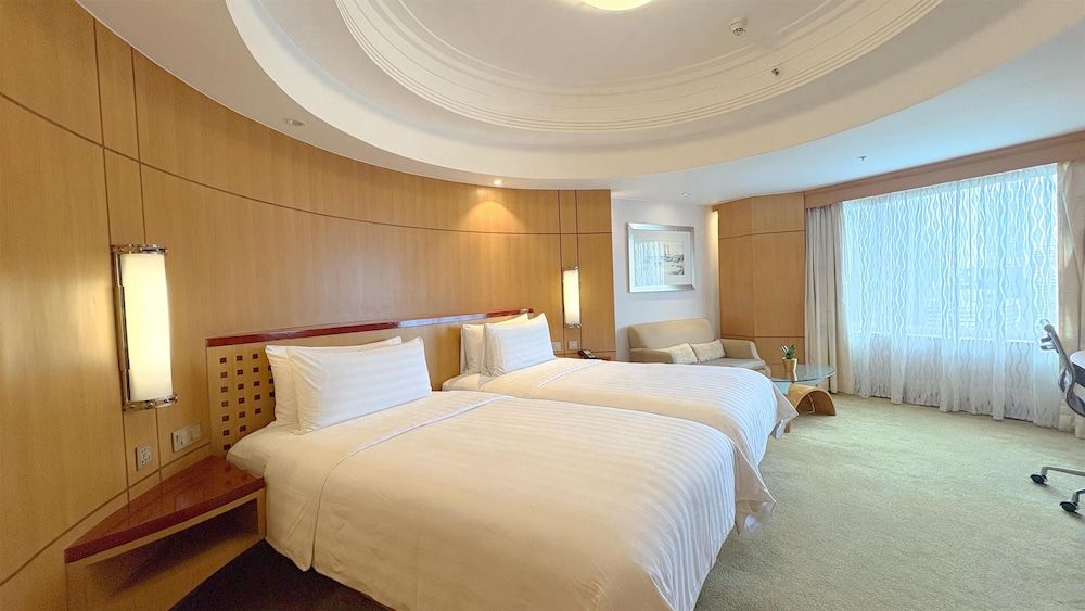 Makati Shangri-La, Manila Deluxe Room, 2 Twin Beds 2