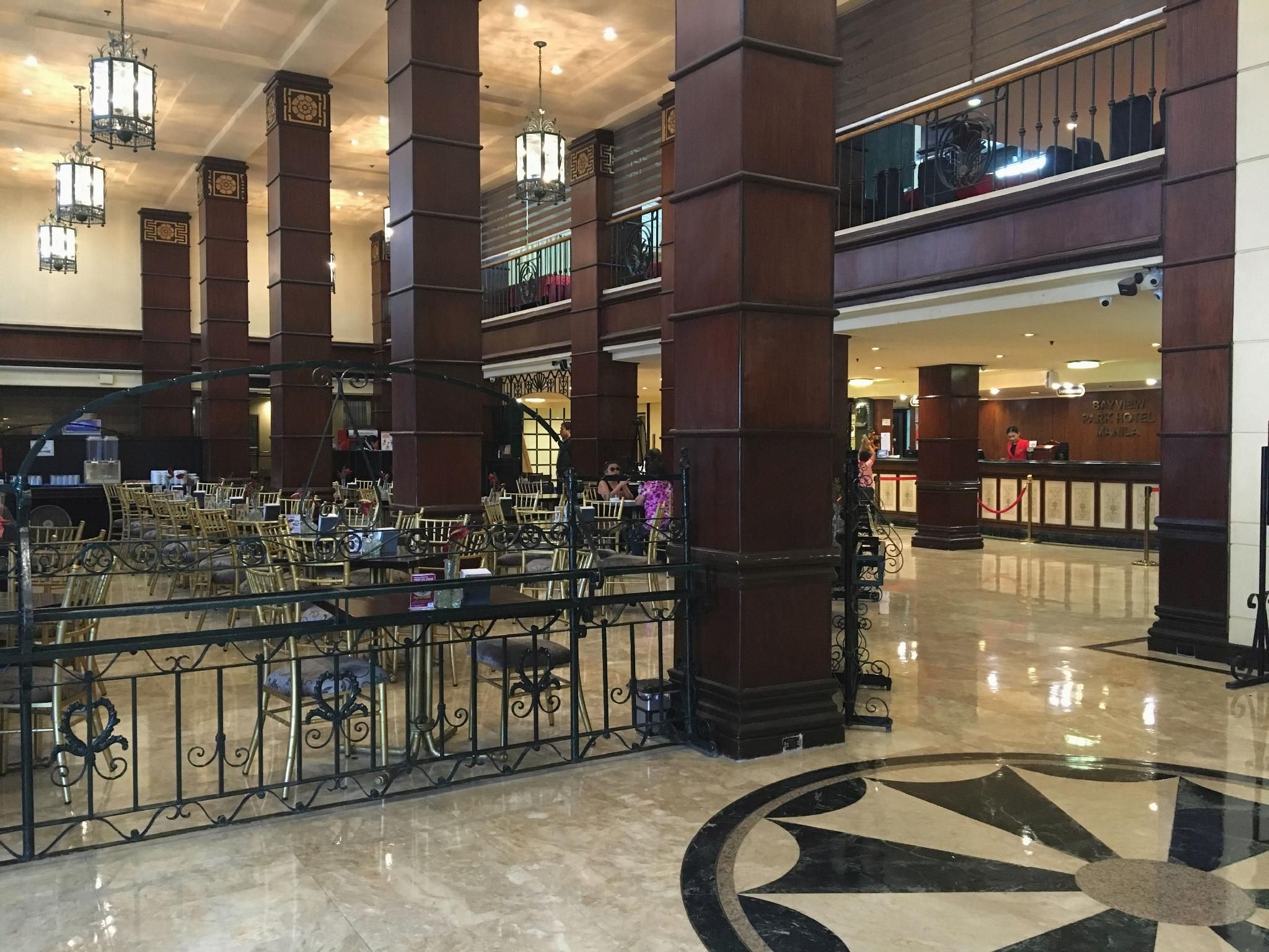 undefined Bayview Park Hotel 2