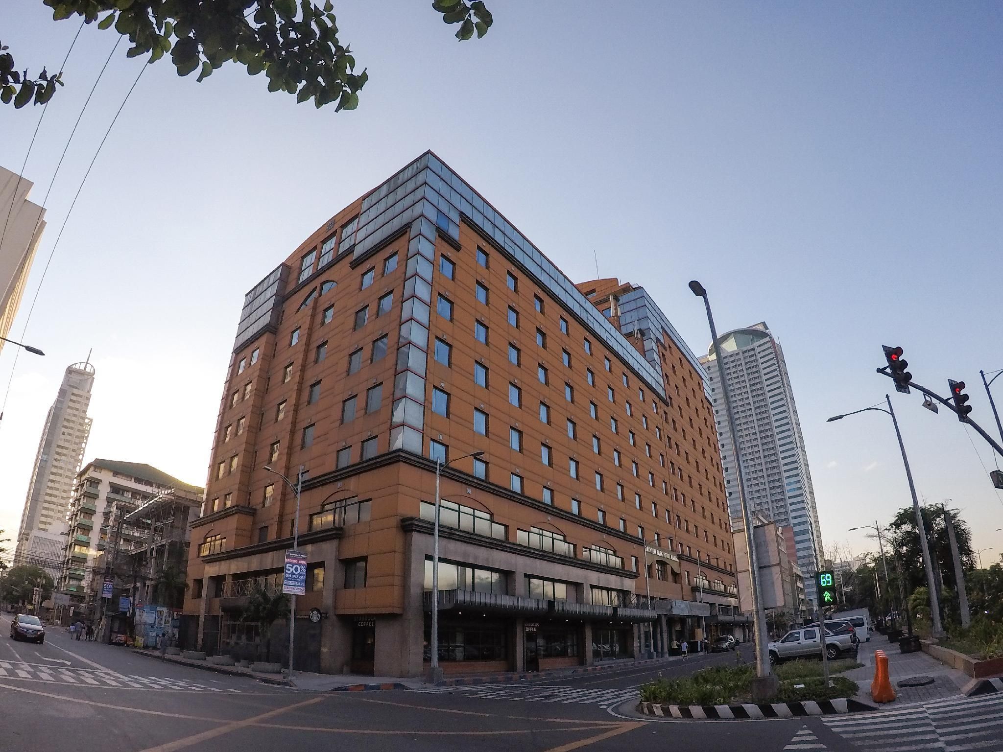 undefined Bayview Park Hotel 3