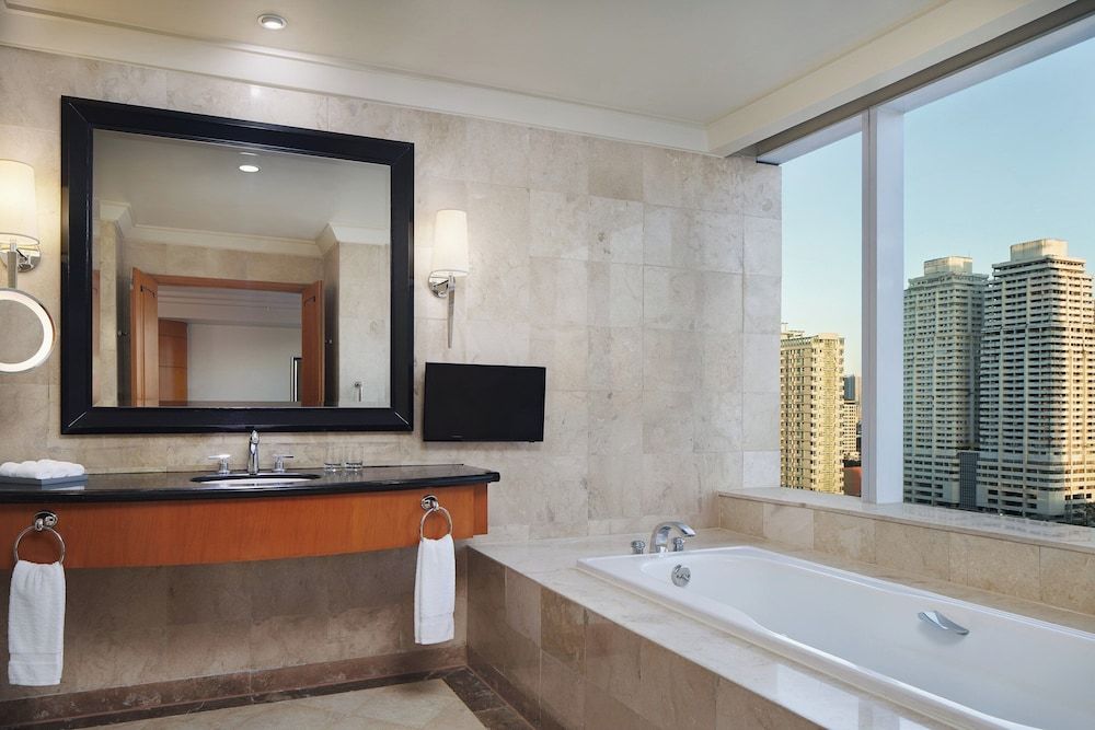 undefined Sheraton Manila Bay 8