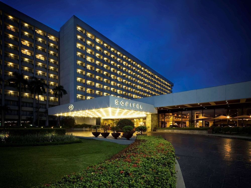 undefined Sofitel Philippine Plaza Manila 7
