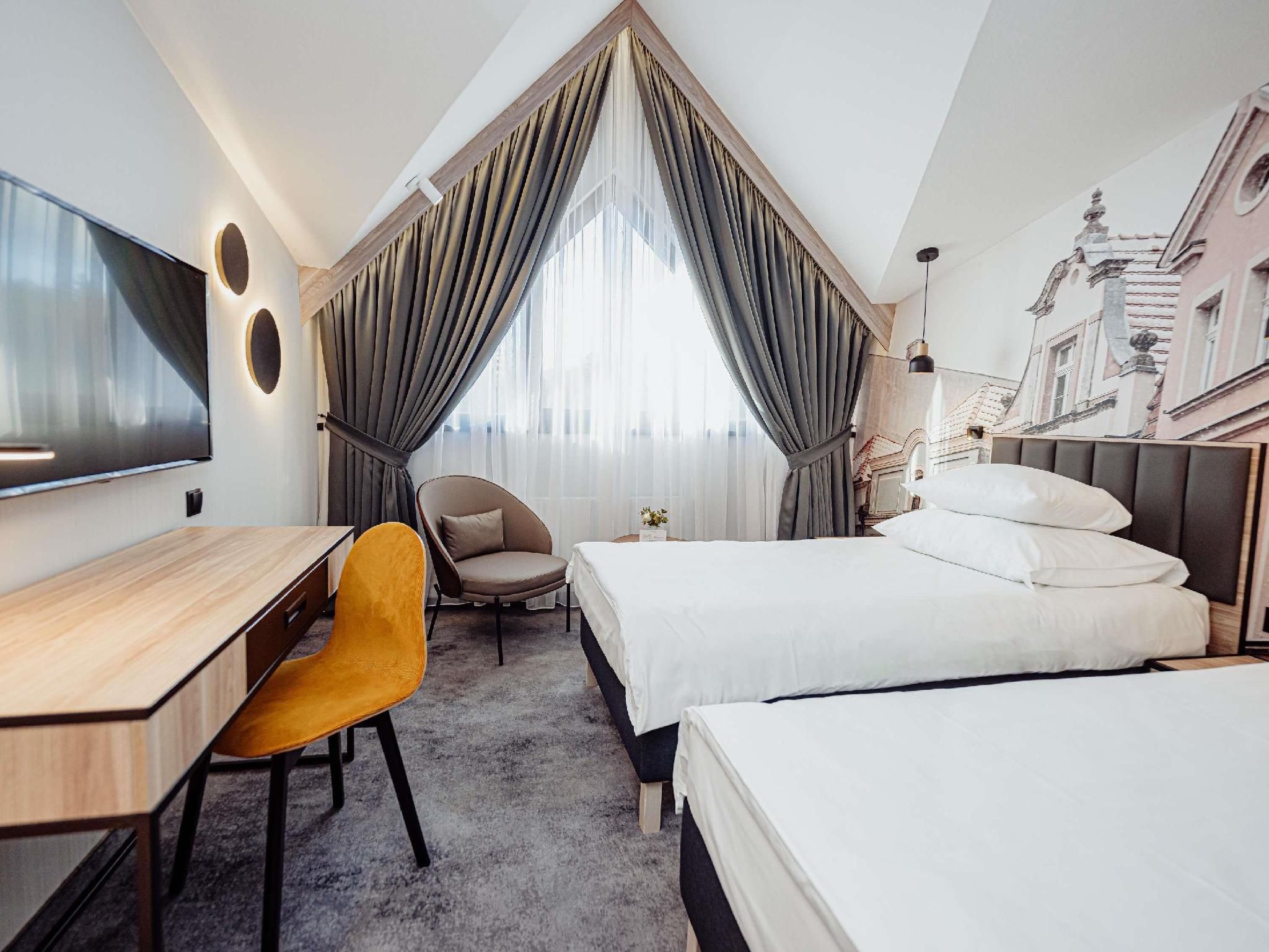 Superior Room With 2 Single Beds