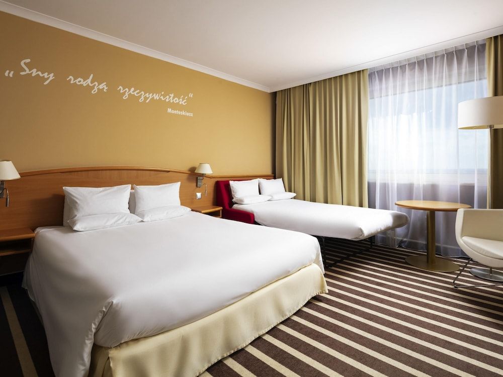 Standard Room, 1 Queen Bed with Sofa bed