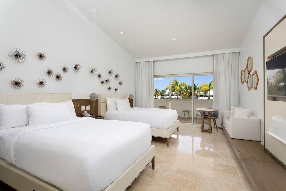 Premium Room, 2 Double Beds, Garden View