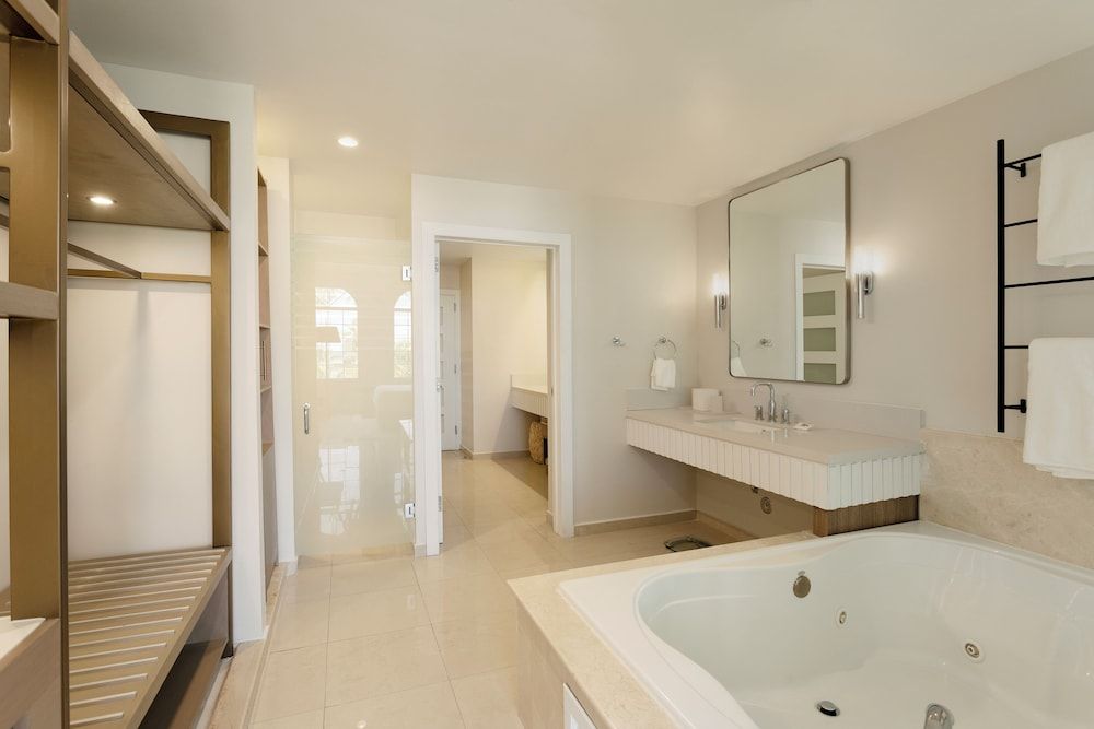 Premier Villa, Ocean View (1 KING BED)