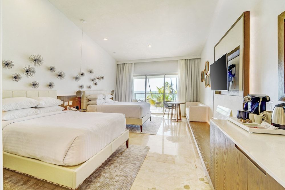 Deluxe Room, 2 Double Beds, Oceanfront