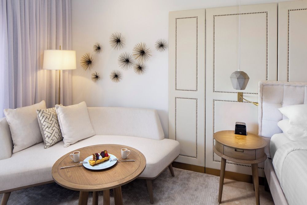 Deluxe Room, 1 King Bed, Oceanfront