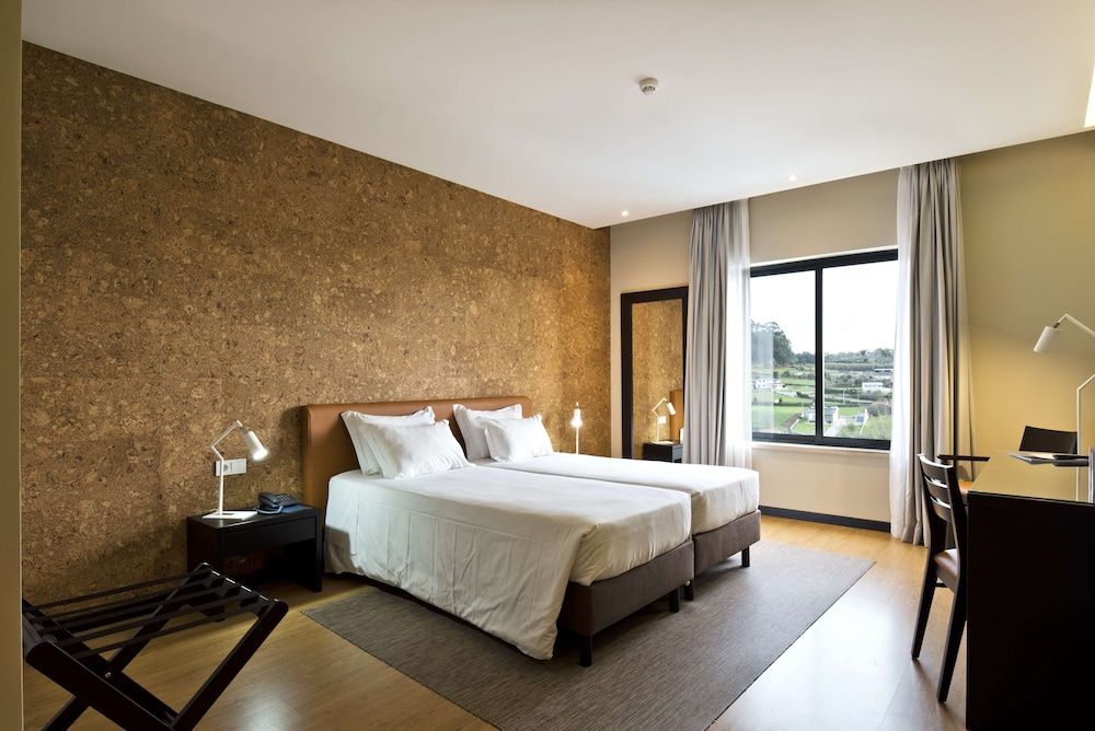 Standard Suite, Multiple Beds