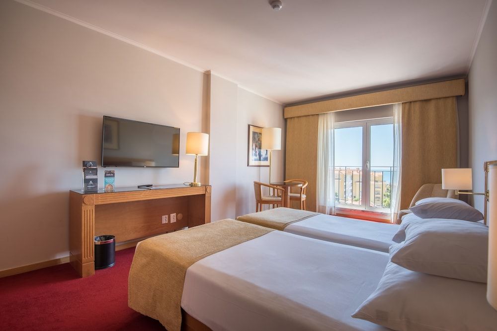 Vila Gale Estoril Hotel Double Room Single Use, Sea View 2