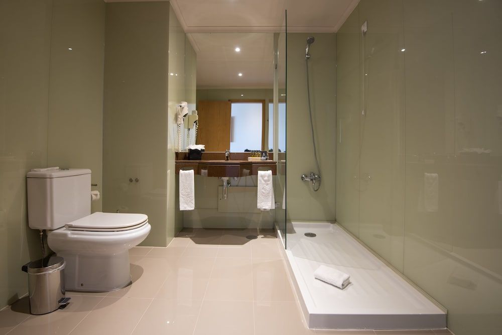 Vila Gale Estoril Hotel Double Room Single Use, Sea View 7