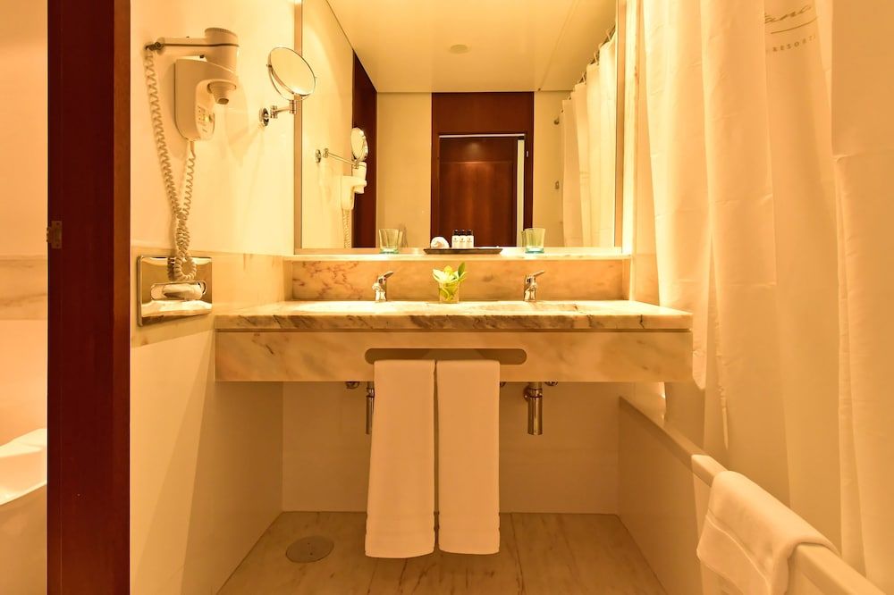 Pestana Casino Park Ocean and SPA Hotel Double or Twin Room, Partial Sea View (Side Sea View) 6