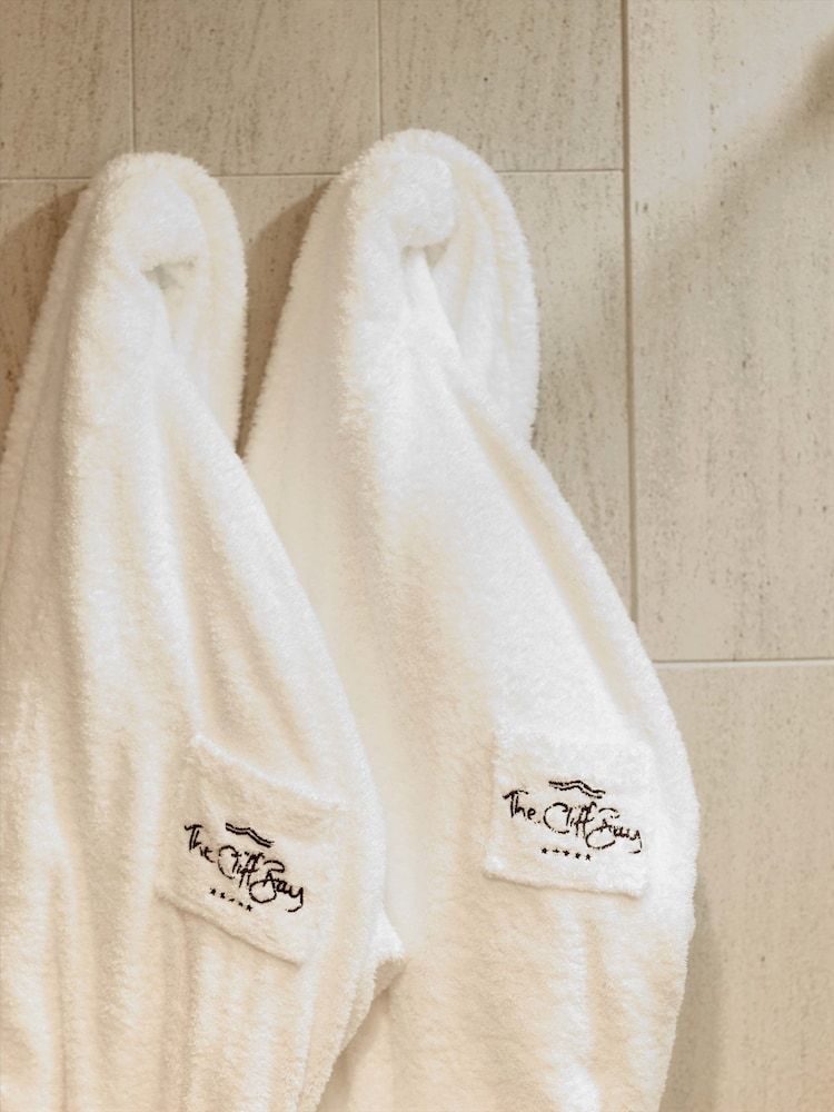 The Cliff Bay Family Room, 1 Bedroom, Ocean View 2