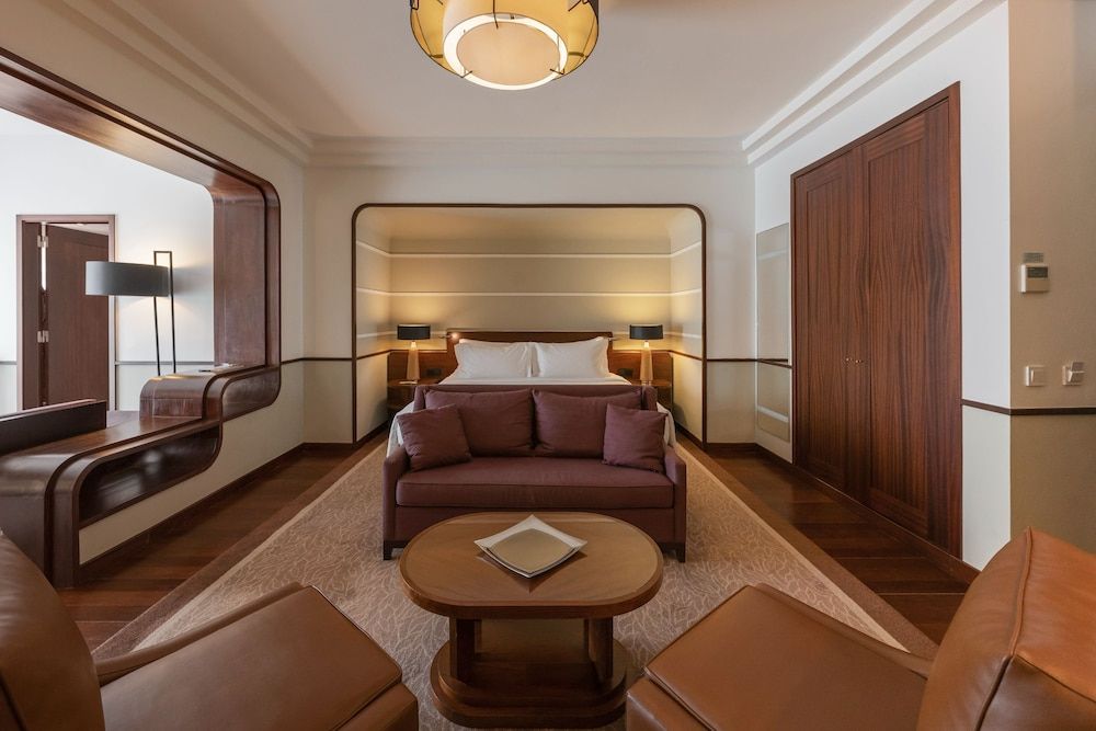 Terra Nostra Garden Hotel Deluxe Suite 5