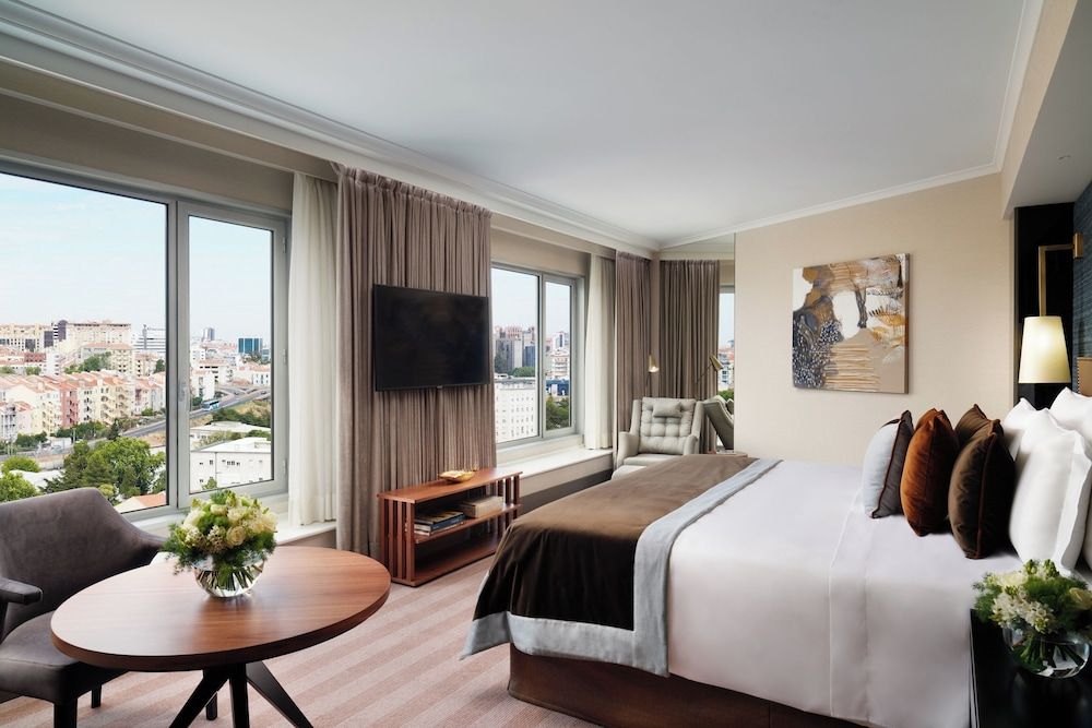 undefined Corinthia Lisbon 10
