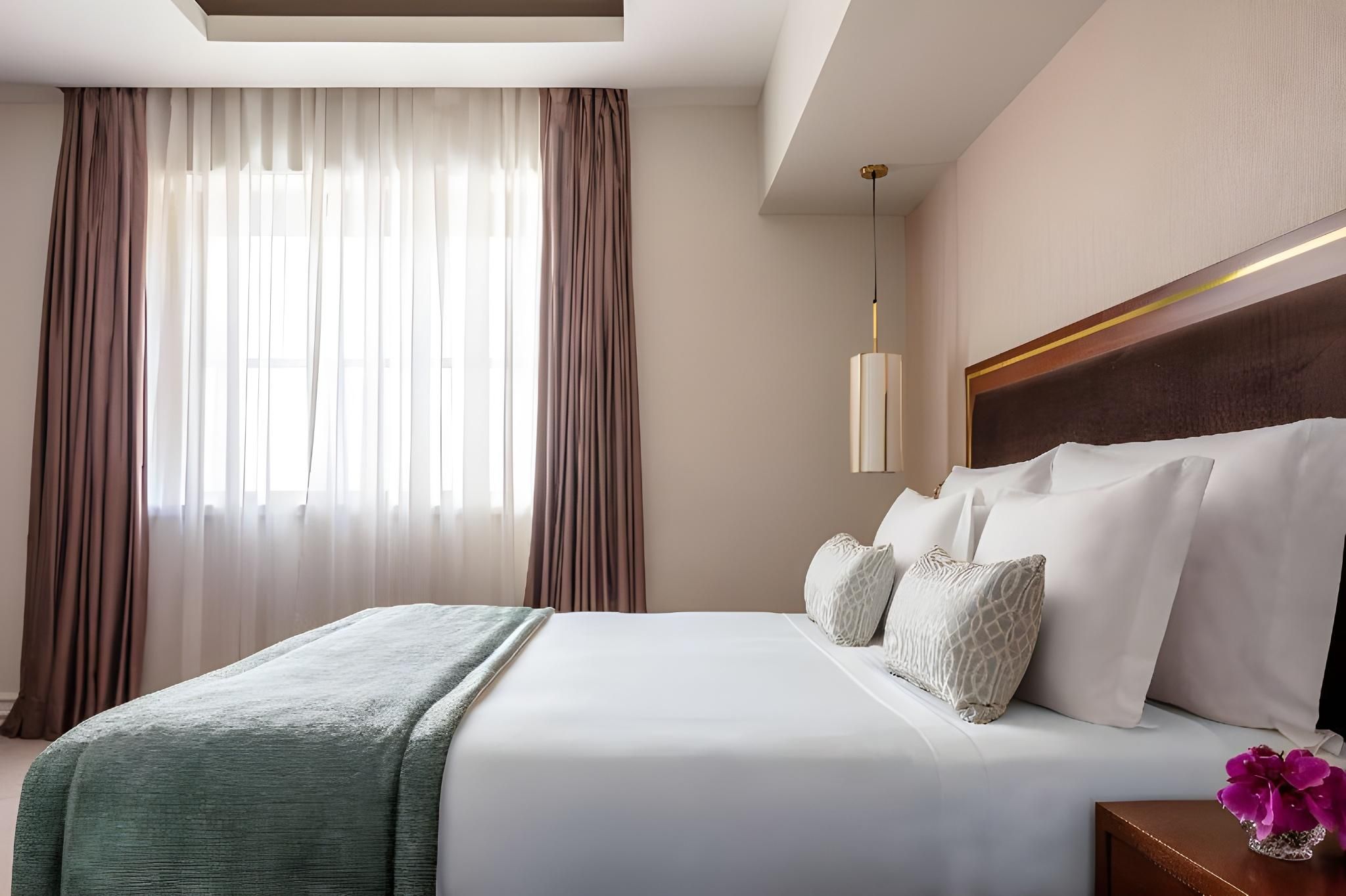 Deluxe Room City View
