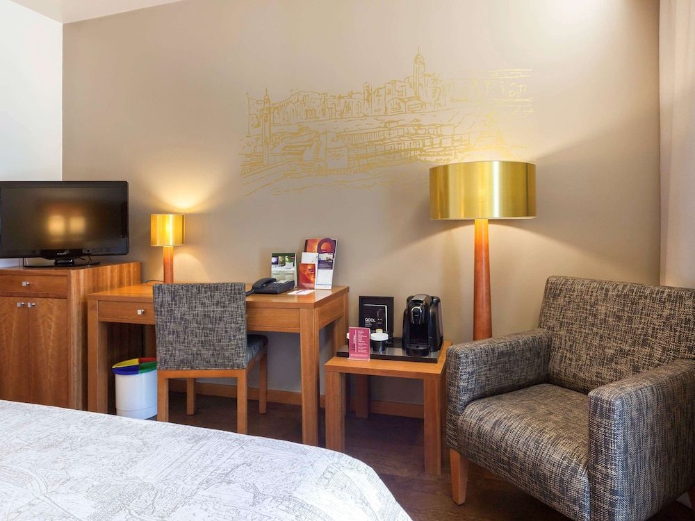 undefined Mercure Lisboa Hotel 10