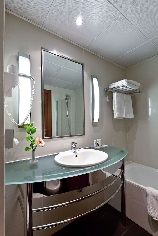 undefined Mercure Lisboa Hotel 9