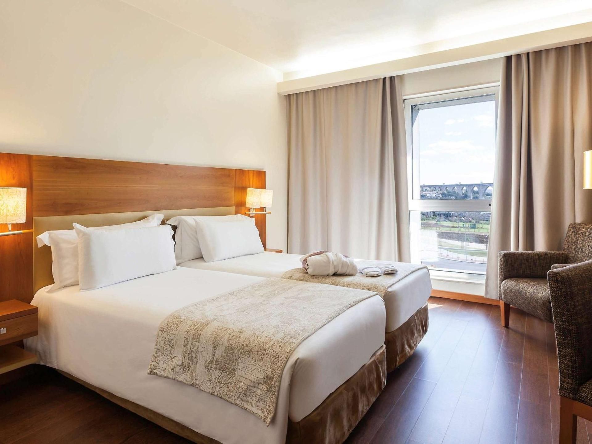 Standard Room with twin beds