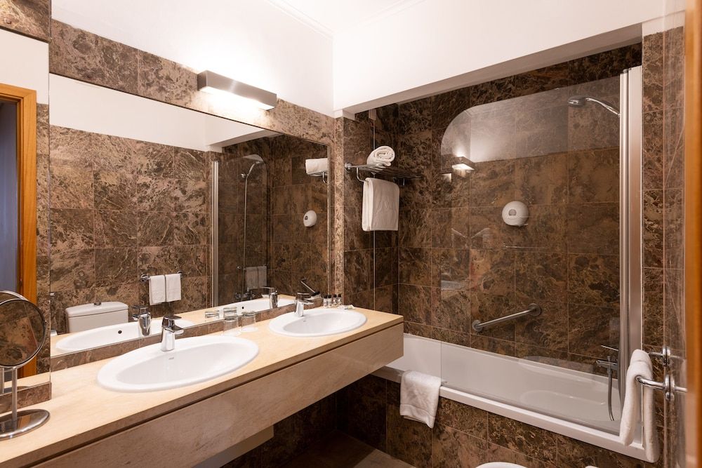 undefined Hotel Mundial 9