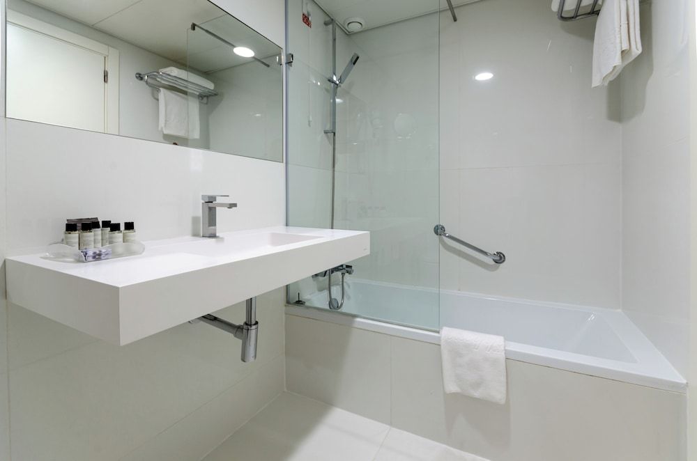 Olissippo Marques de Sa Double or Twin Room (2 adults + 1 child) 11