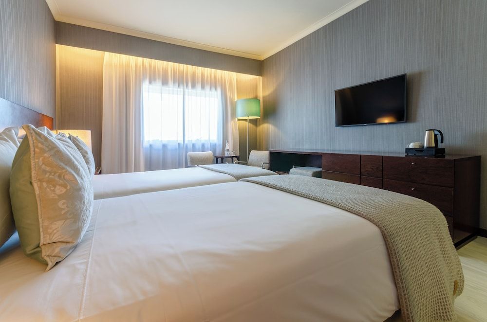 Olissippo Oriente Double or Twin Room (with Extra Bed) 2