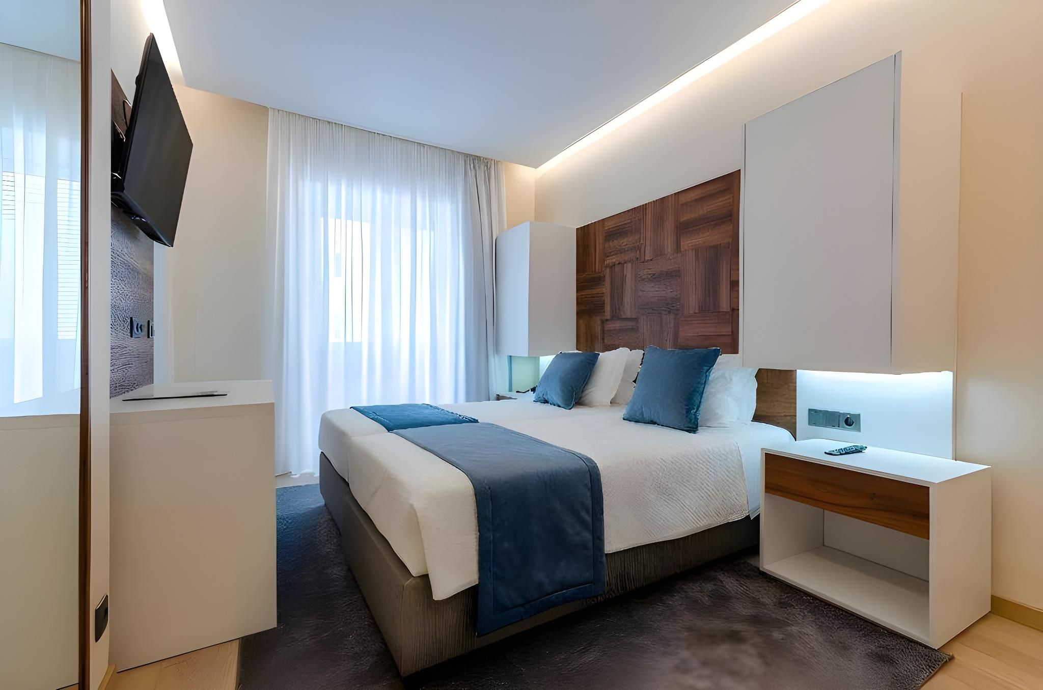 undefined Hotel Avenida Park 9