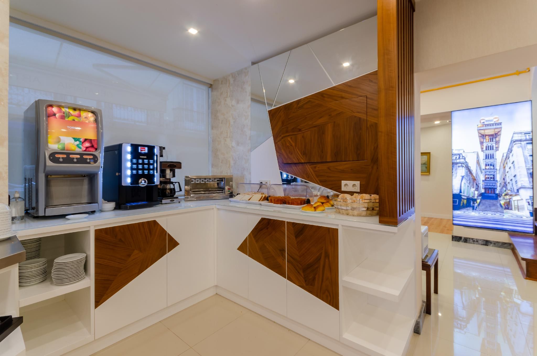 8eceec2142fbd2a51578c5e82163ad8a