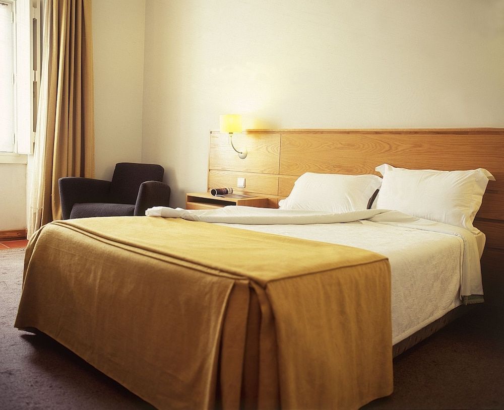 Classic Double Room, City View