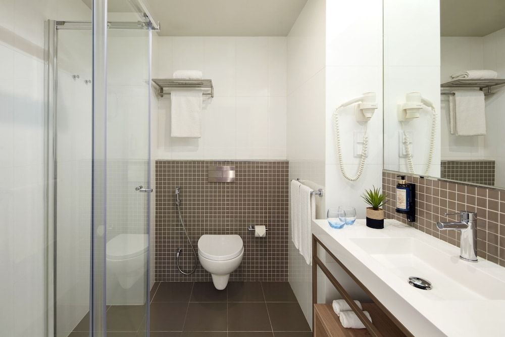 Dom Jose Beach Hotel Superior Double or Twin Room 3