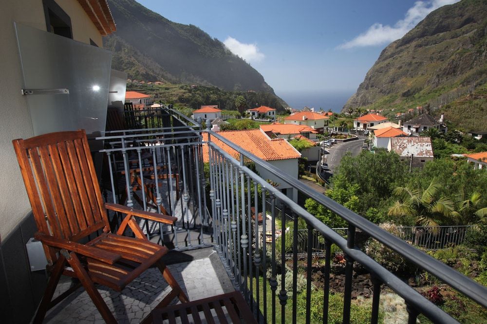 Estalagem Do Vale Twin Room, Sea View 7