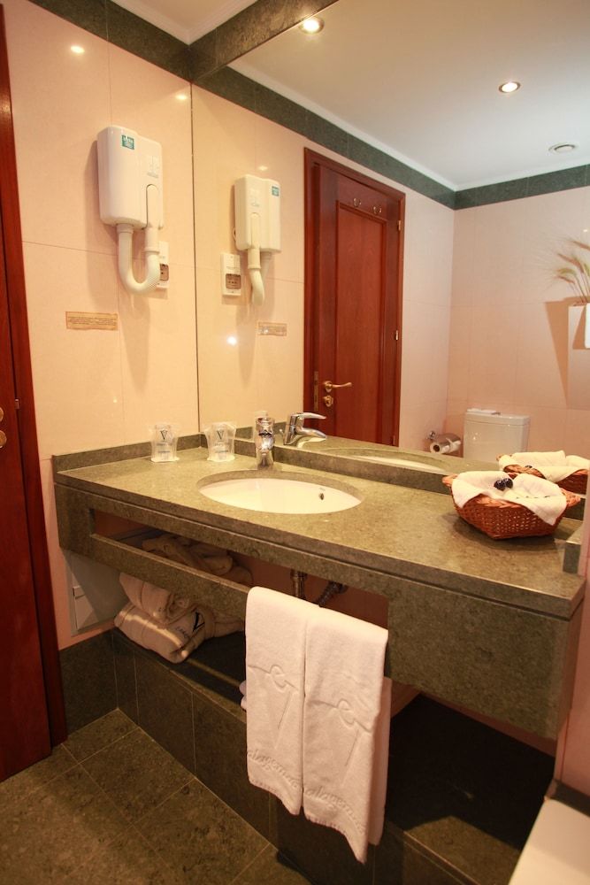 Estalagem Do Vale Family Twin Room 4