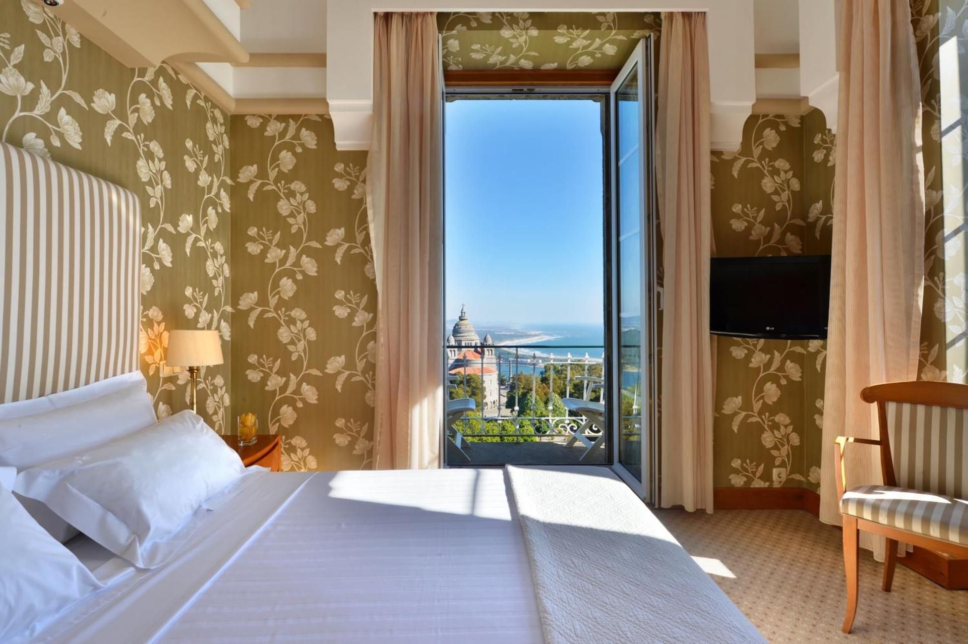 Superior Double Room with Balcony