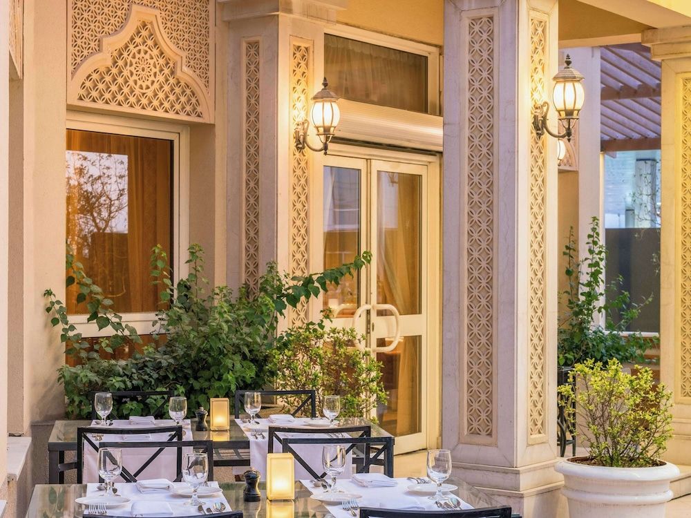 undefined Mövenpick Hotel Doha 6