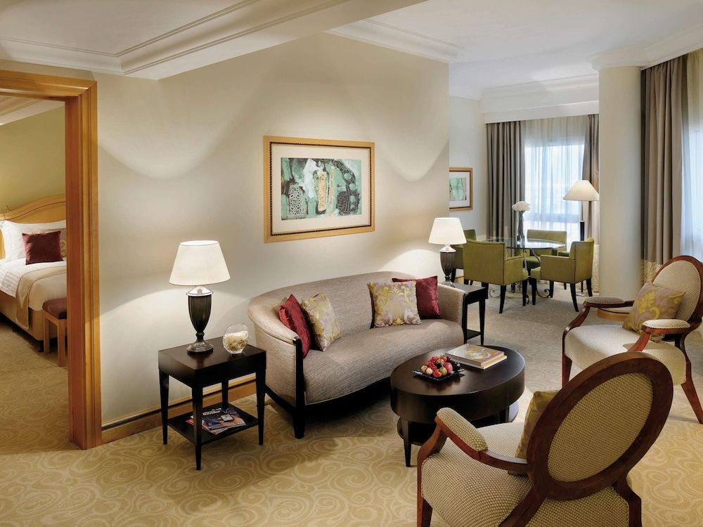 undefined Mövenpick Hotel Doha 4