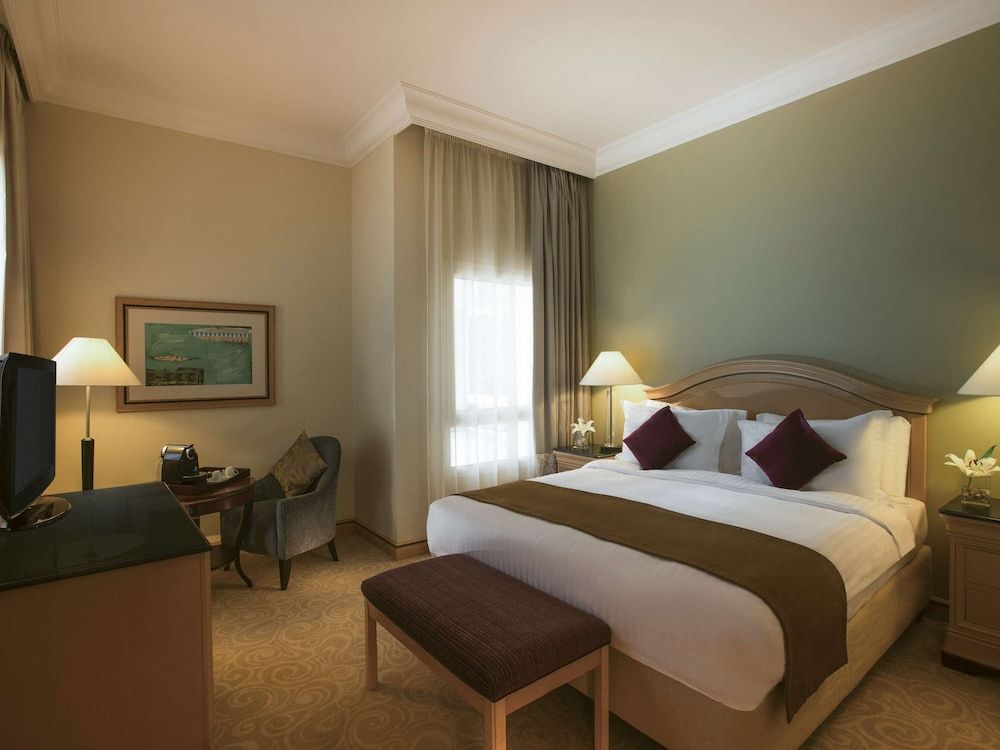 Mövenpick Hotel Doha Superior Room, 1 King Bed 7