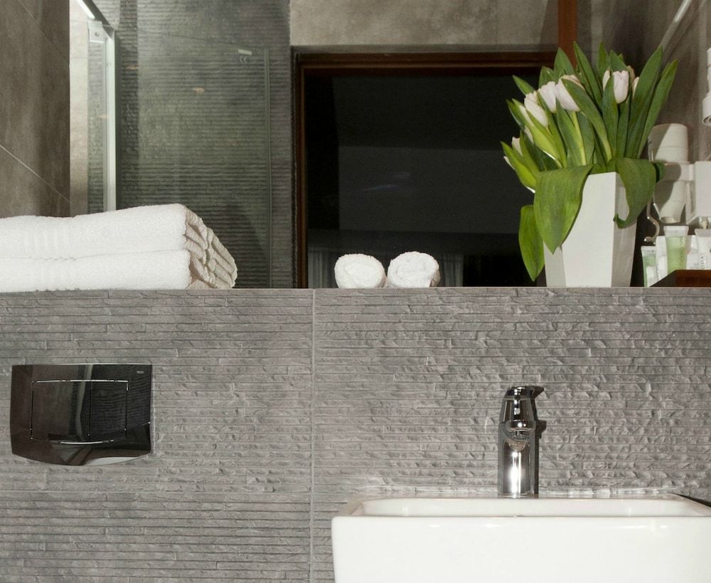 Unique Boutique Standard Double Room, 1 Queen Bed (10% off in nearby restaurant) 17