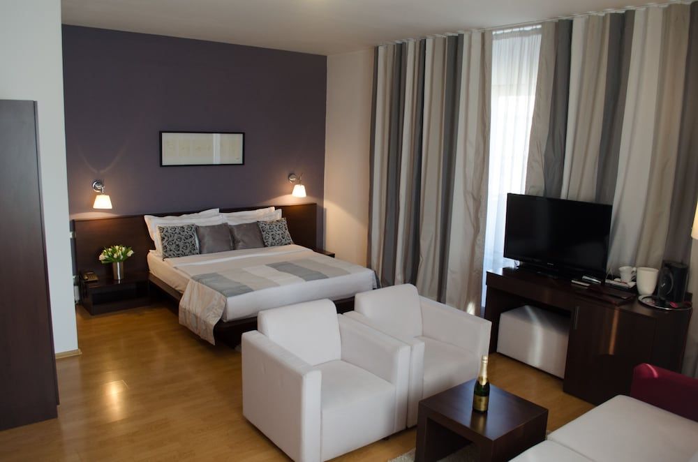 undefined Unique Boutique 5