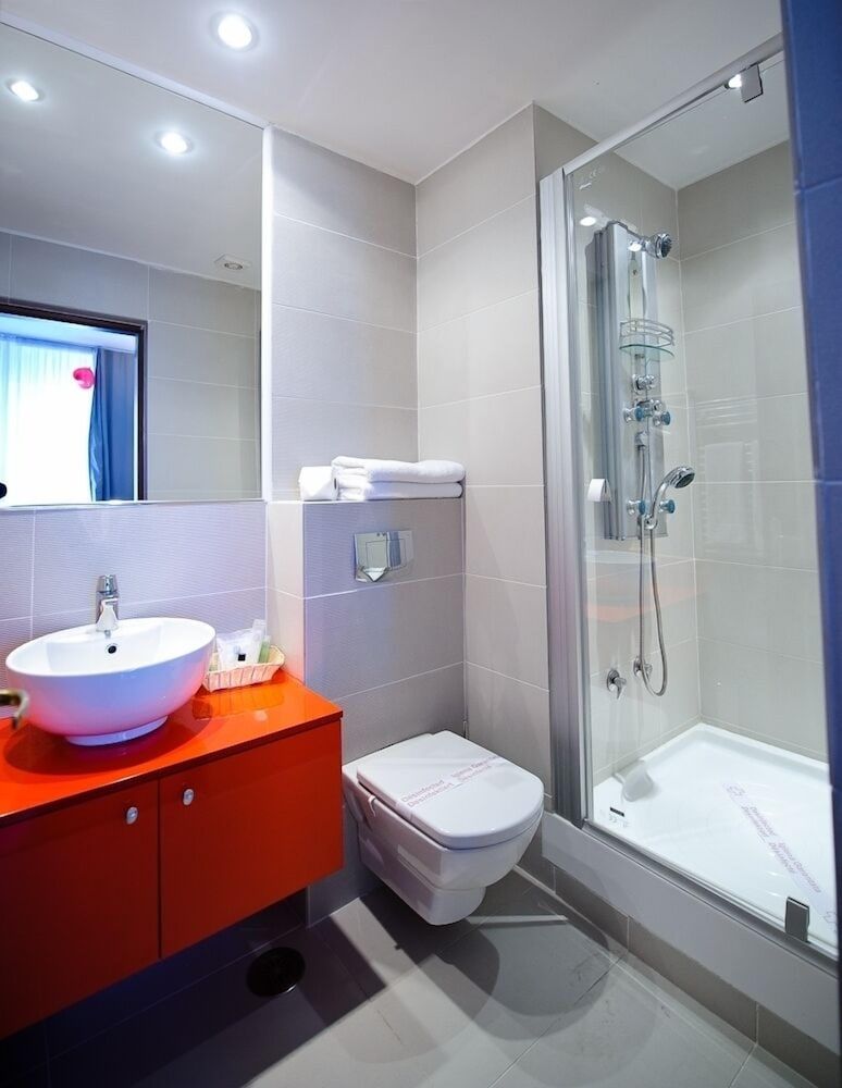 Unique Boutique Standard Double Room, 1 Queen Bed (10% off in nearby restaurant) 15