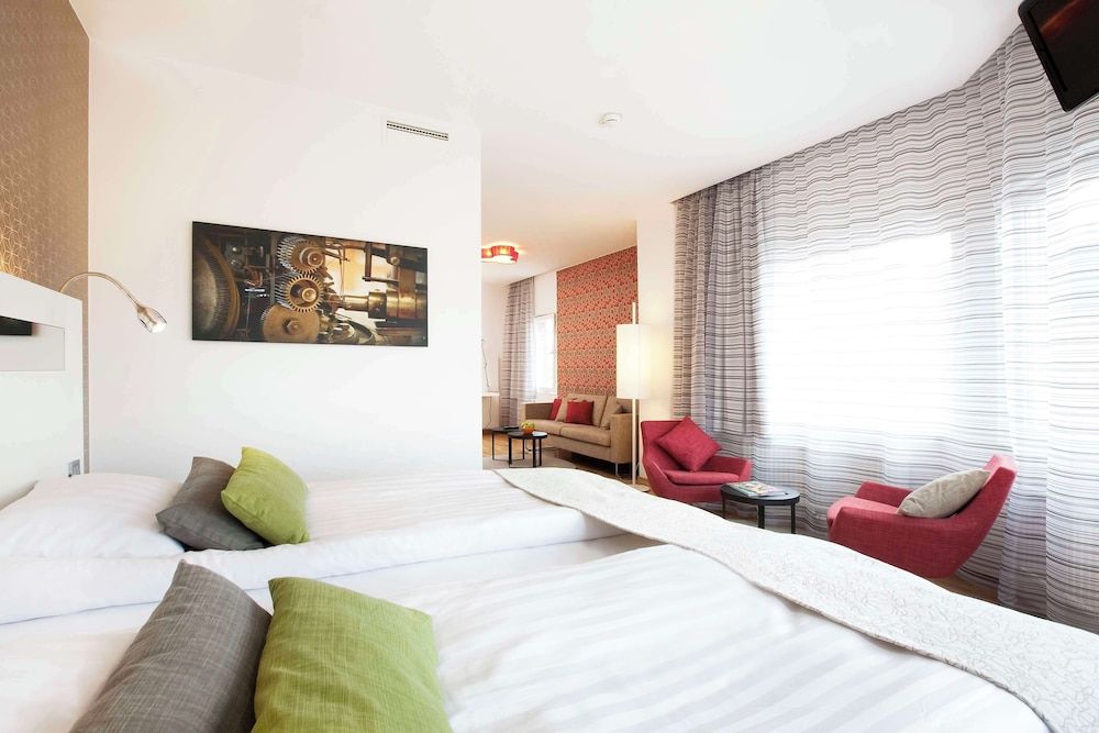 Superior Room, 1 King Bed