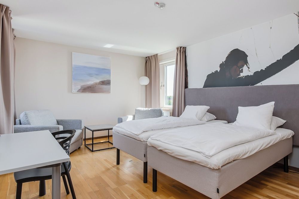 Comfort Hotel Eskilstuna Deluxe Room, Non Smoking 3