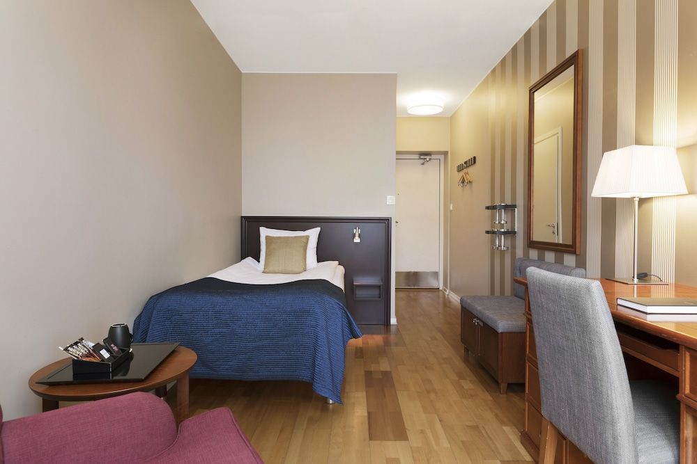 Classic Single Room