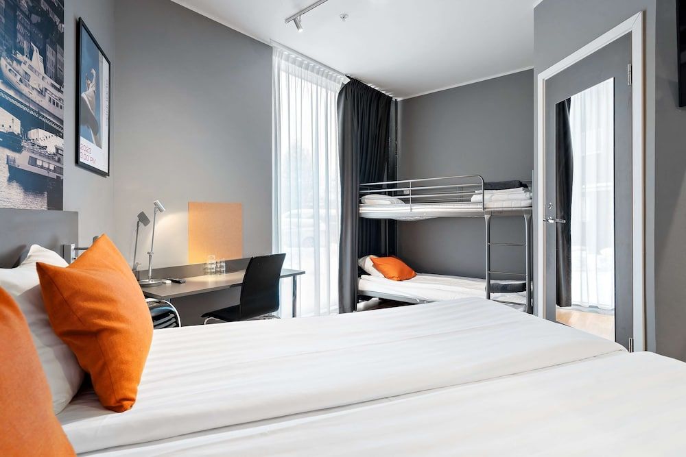 Family Room, Multiple Beds, Non Smoking (first night parking included)