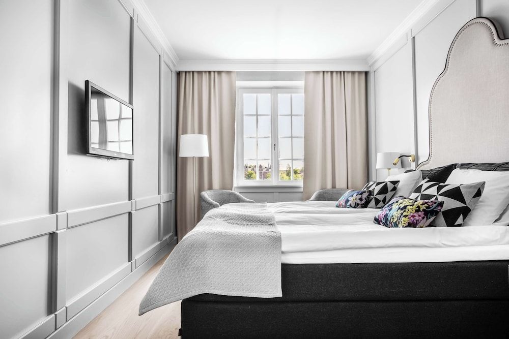 Standard Room, 1 King Bed, Sea View